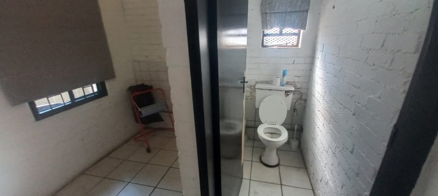 Commercial Property for Sale in Oos Einde Free State